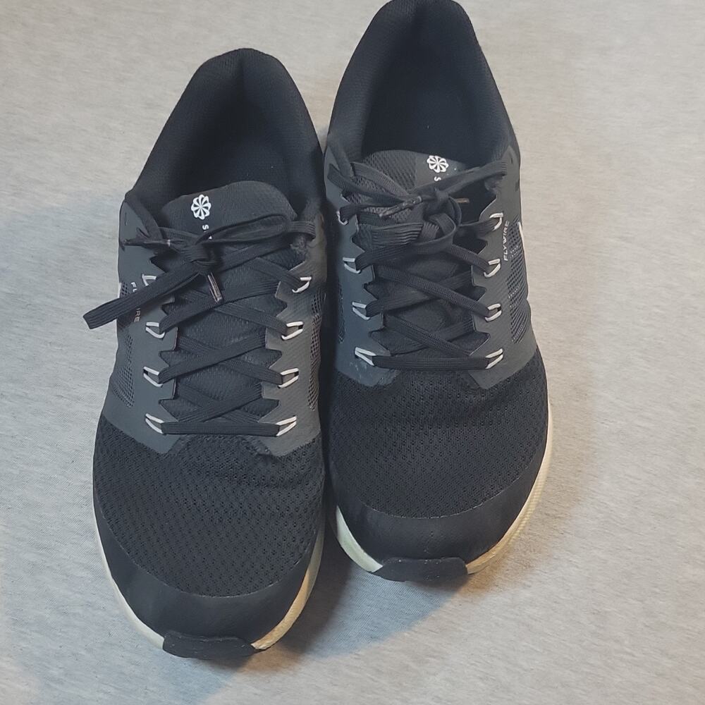 Nike Run Swift 3 Men’s Low Top Lace Up Mesh Sneakers Black/Gray/White DR2695-002